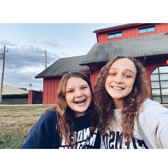 Meet your Posher, Sara - Picture 7 of 8